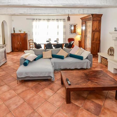 3 Bedroom Awesome Home In Chateuneuf De Gadagne Chateauneuf-de-Gadagne Exterior photo