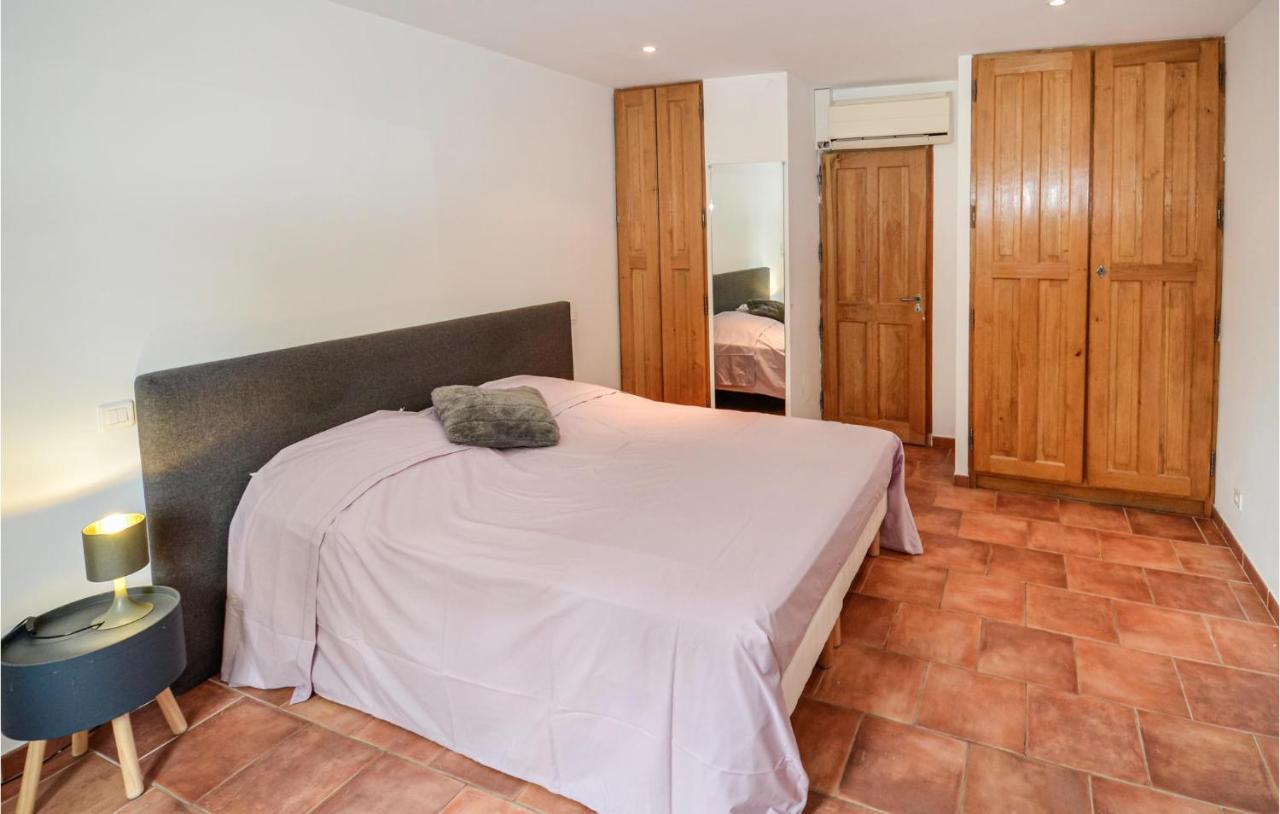 3 Bedroom Awesome Home In Chateuneuf De Gadagne Chateauneuf-de-Gadagne Exterior photo