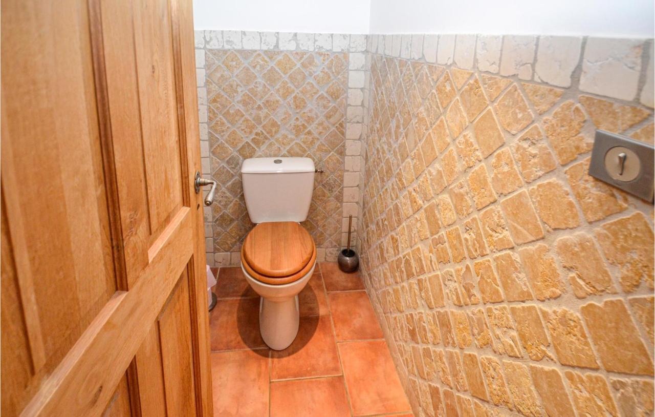 3 Bedroom Awesome Home In Chateuneuf De Gadagne Chateauneuf-de-Gadagne Exterior photo