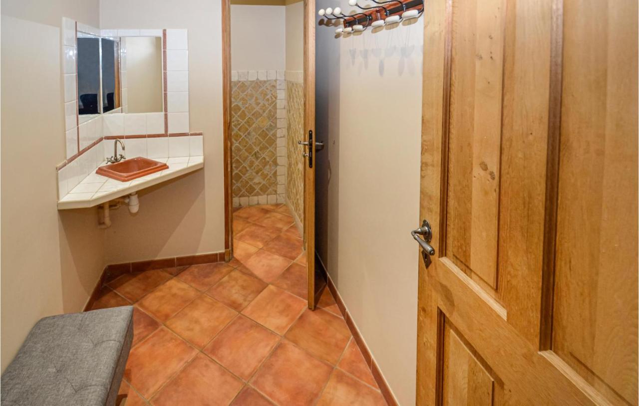 3 Bedroom Awesome Home In Chateuneuf De Gadagne Chateauneuf-de-Gadagne Exterior photo