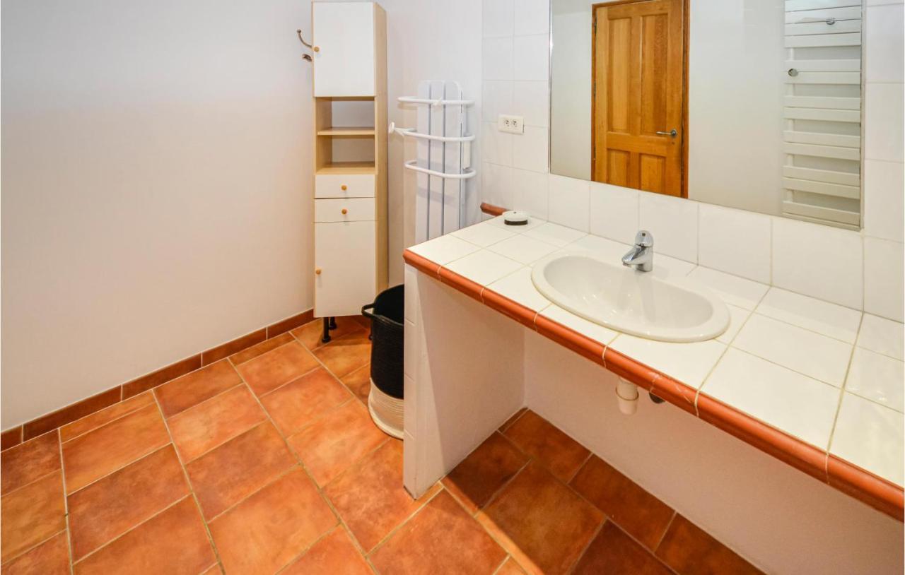 3 Bedroom Awesome Home In Chateuneuf De Gadagne Chateauneuf-de-Gadagne Exterior photo